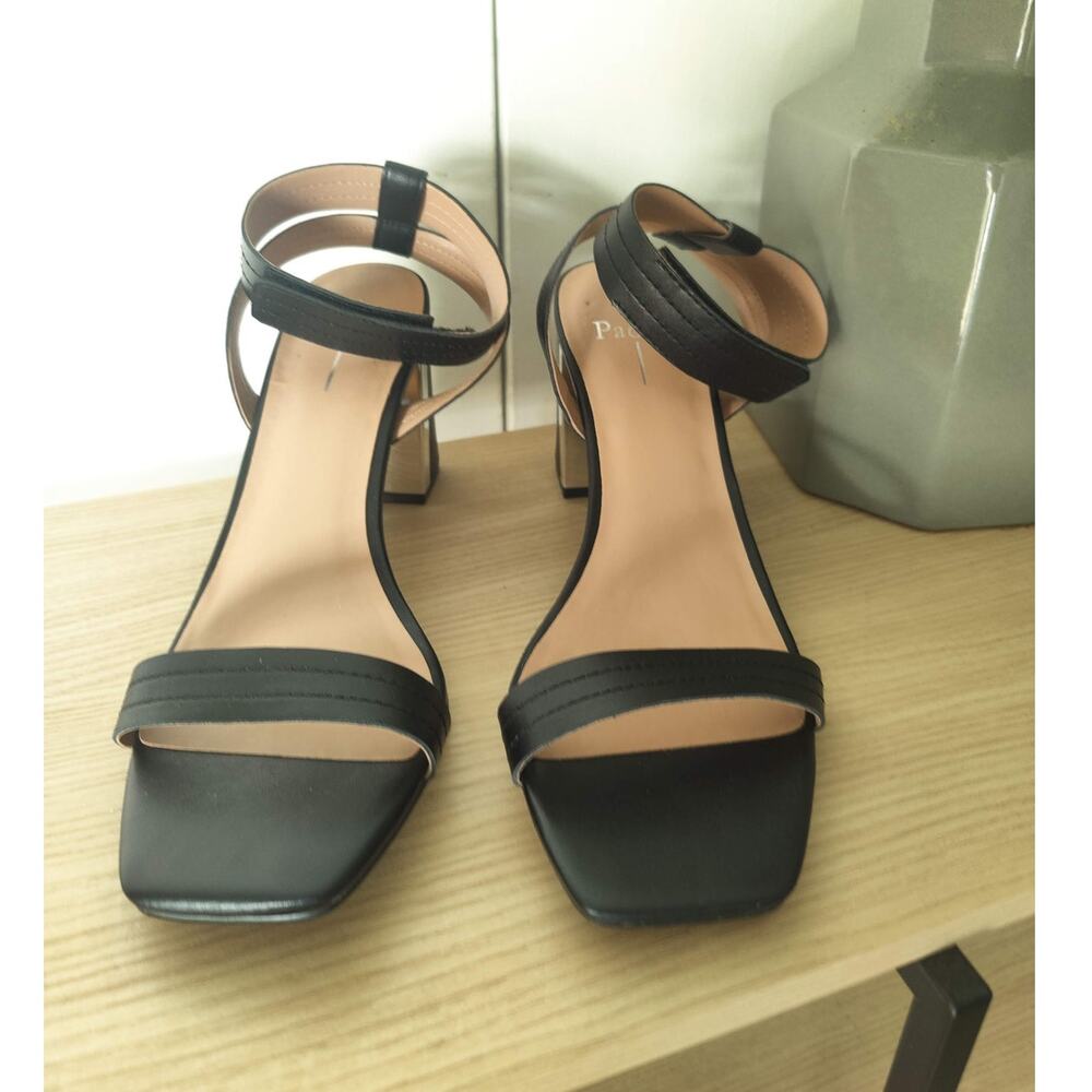 Linea Paolo Emmie Black Heel Sandals 9.5